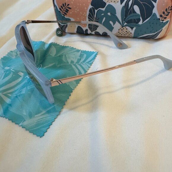 Blenders Eyewear Sunglasses – Gray Frame with Rose Gold Lenses - Picture 2 of 3